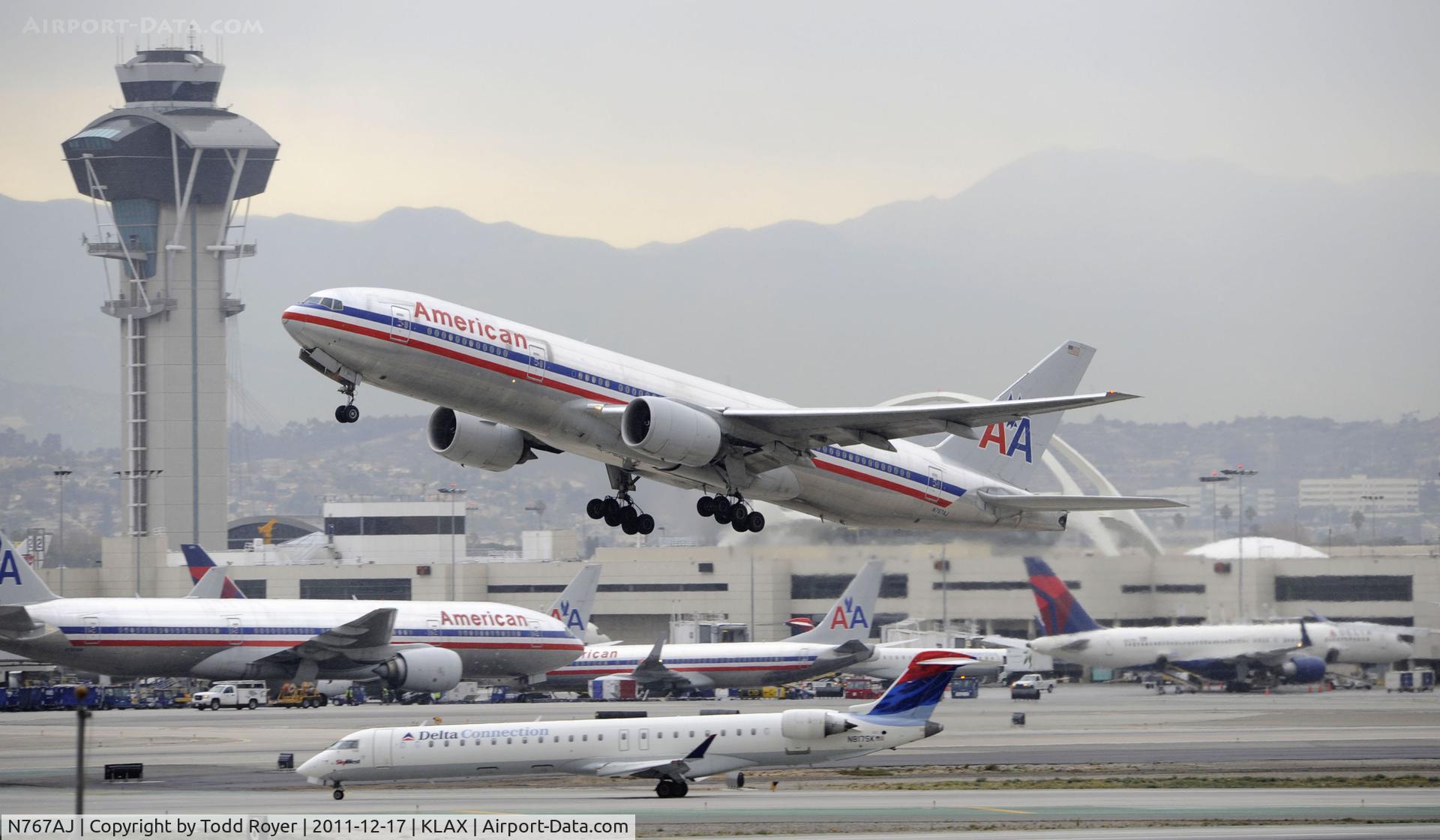 N767AJ, 2006 Boeing 777-223 C/N 33539, Departing LAX