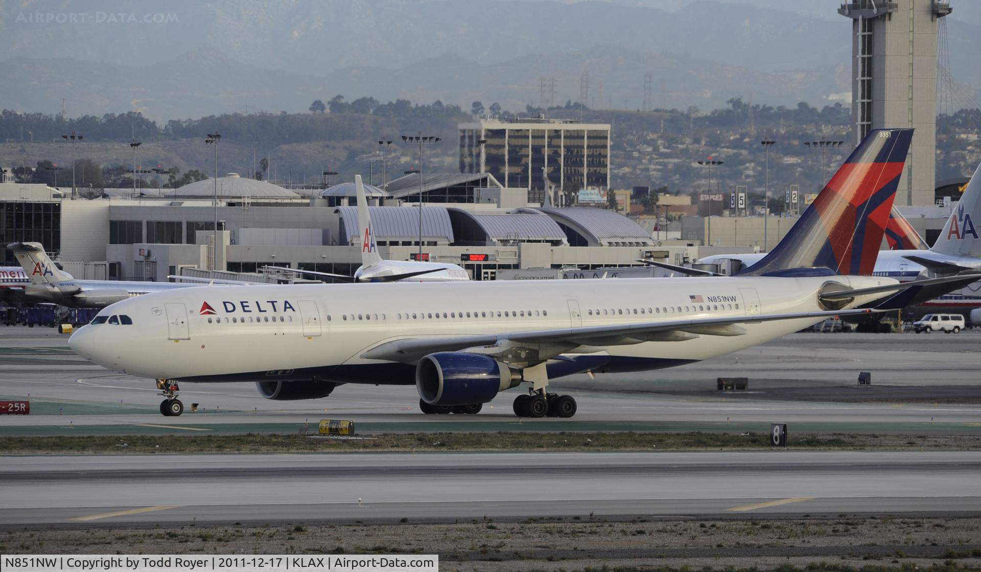 N851NW, 2004 Airbus A330-223 C/N 0609, Arriving at LAX