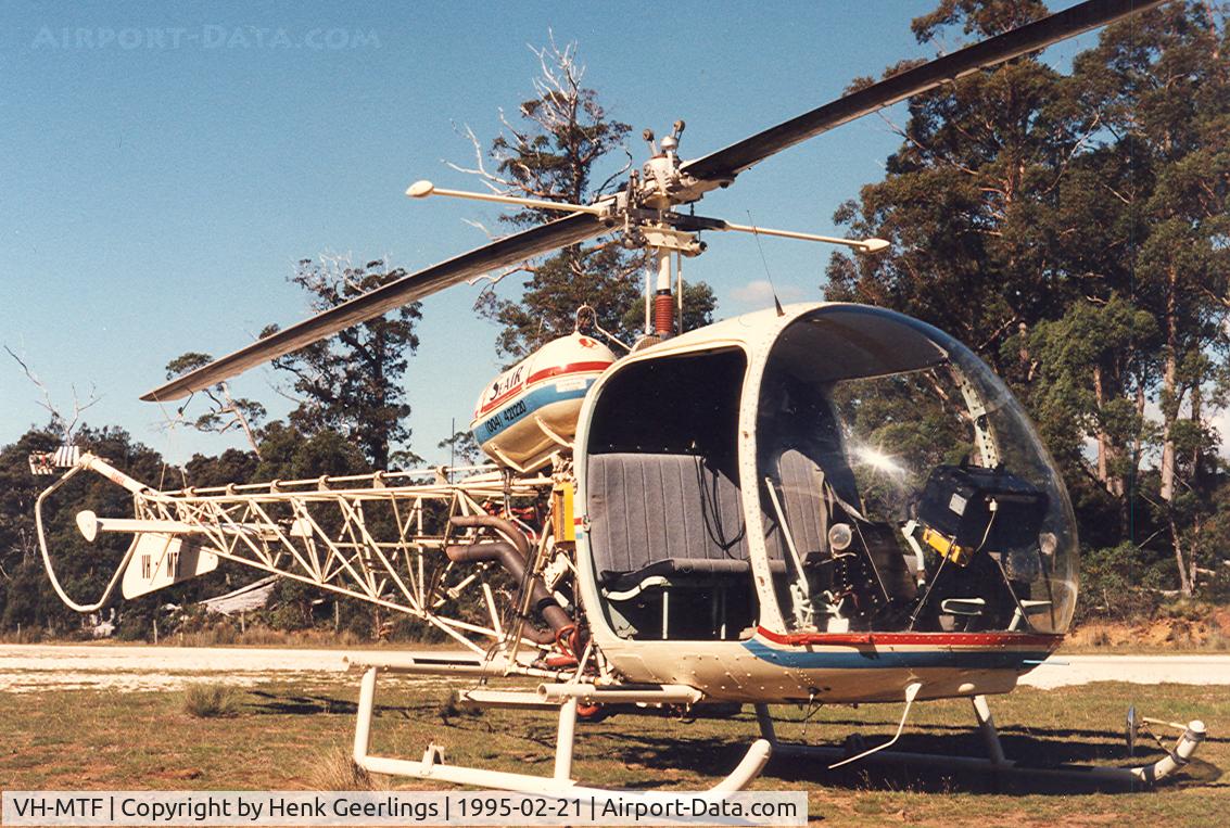 VH-MTF, 1963 Kawasaki KH-4 C/N 2014, Seair , Tasmania