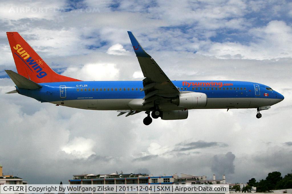 C-FLZR, 2009 Boeing 737-8K5 C/N 35145, visitor