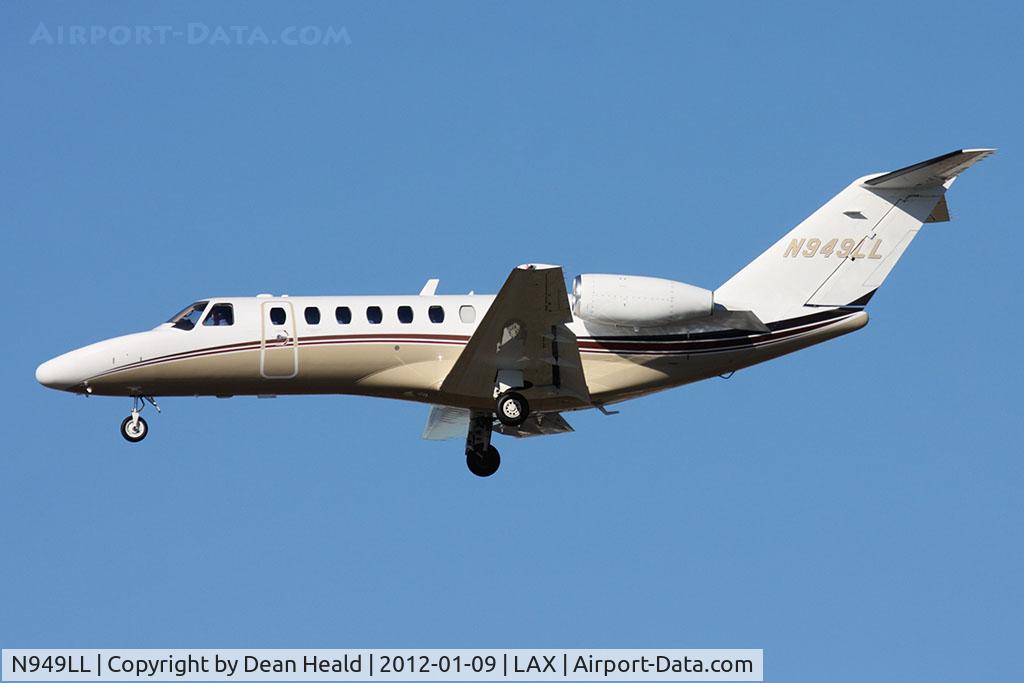 N949LL, 2009 Cessna 525B CitationJet CJ3 C/N 525B-0306, Leavitt Leasing Co Inc 2009 Cessna 525B Citation CJ3 N949LL from Friedman Memorial (KSUN) - Sun Valley, Idaho on short final to RWY 25L.