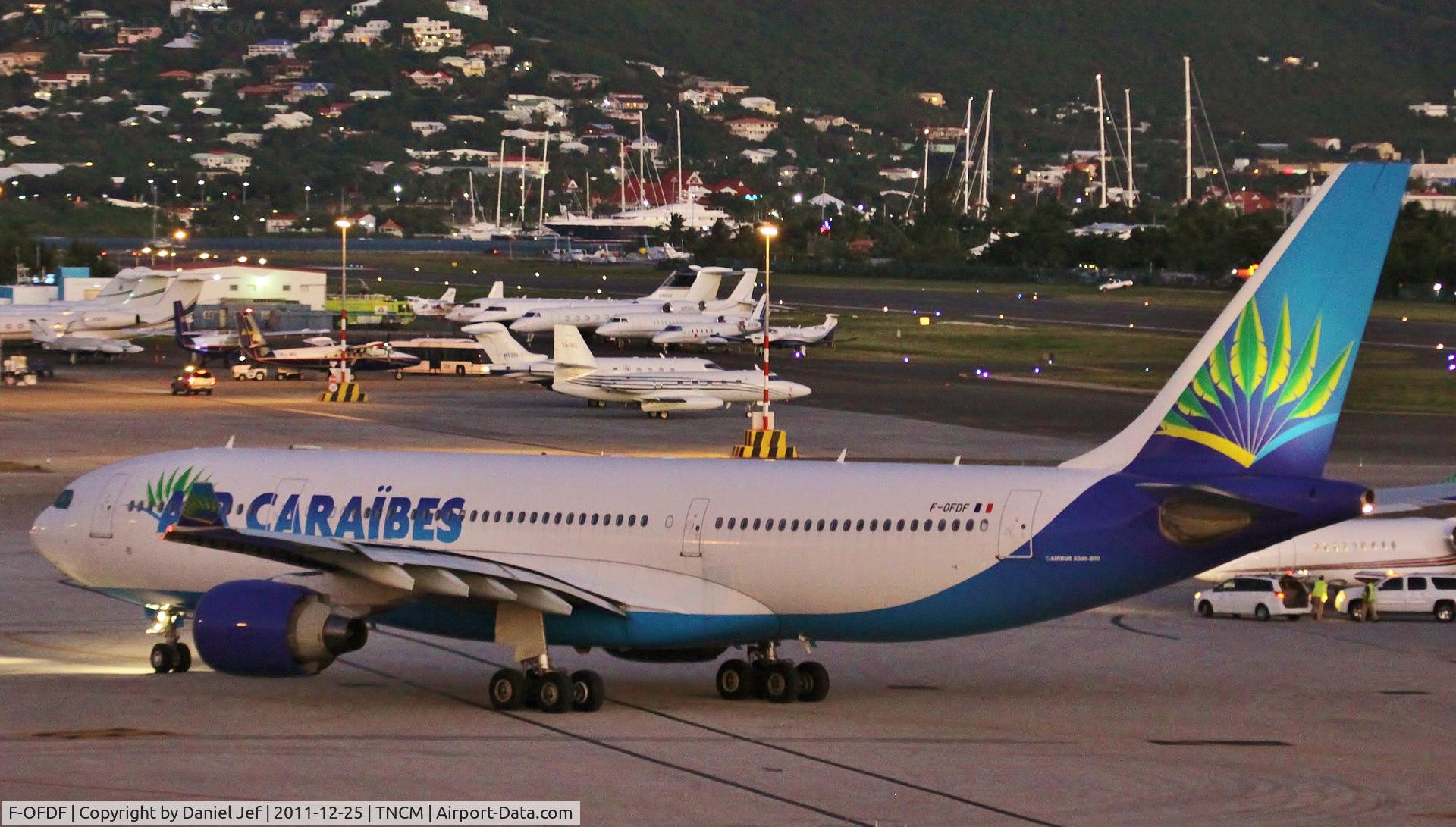 F-OFDF, 1999 Airbus A330-223 C/N 253, F-OFDF