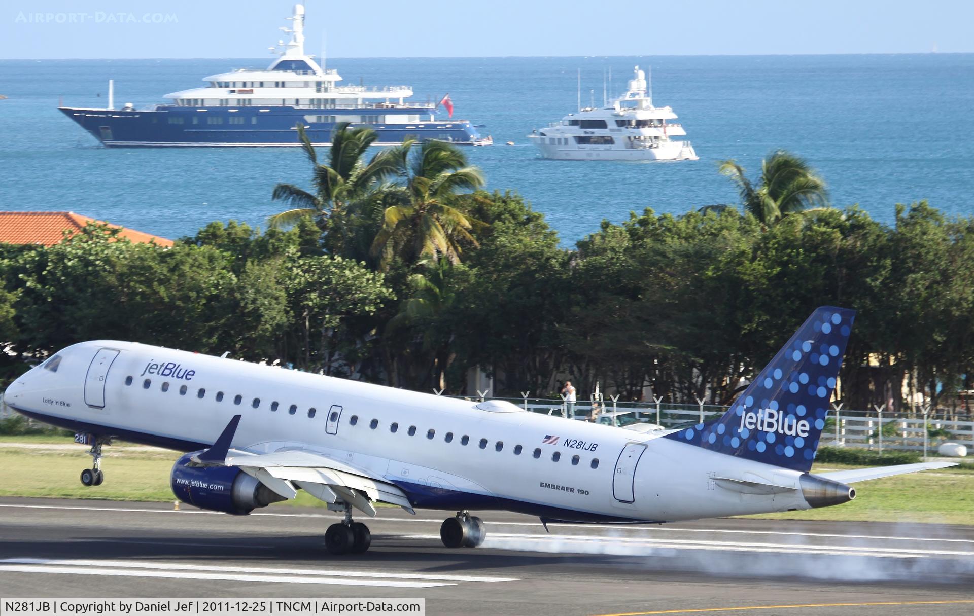 N281JB, 2007 Embraer 190AR (ERJ-190-100IGW) C/N 19000103, N281JB