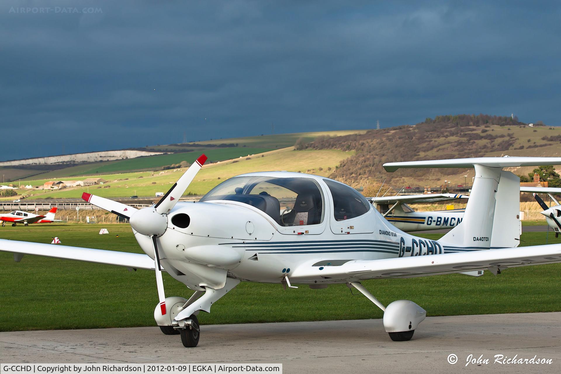 G-CCHD, 2003 Diamond DA-40D TDi Diamond Star C/N D4.051, A cloudy afternoon at Shoreham
