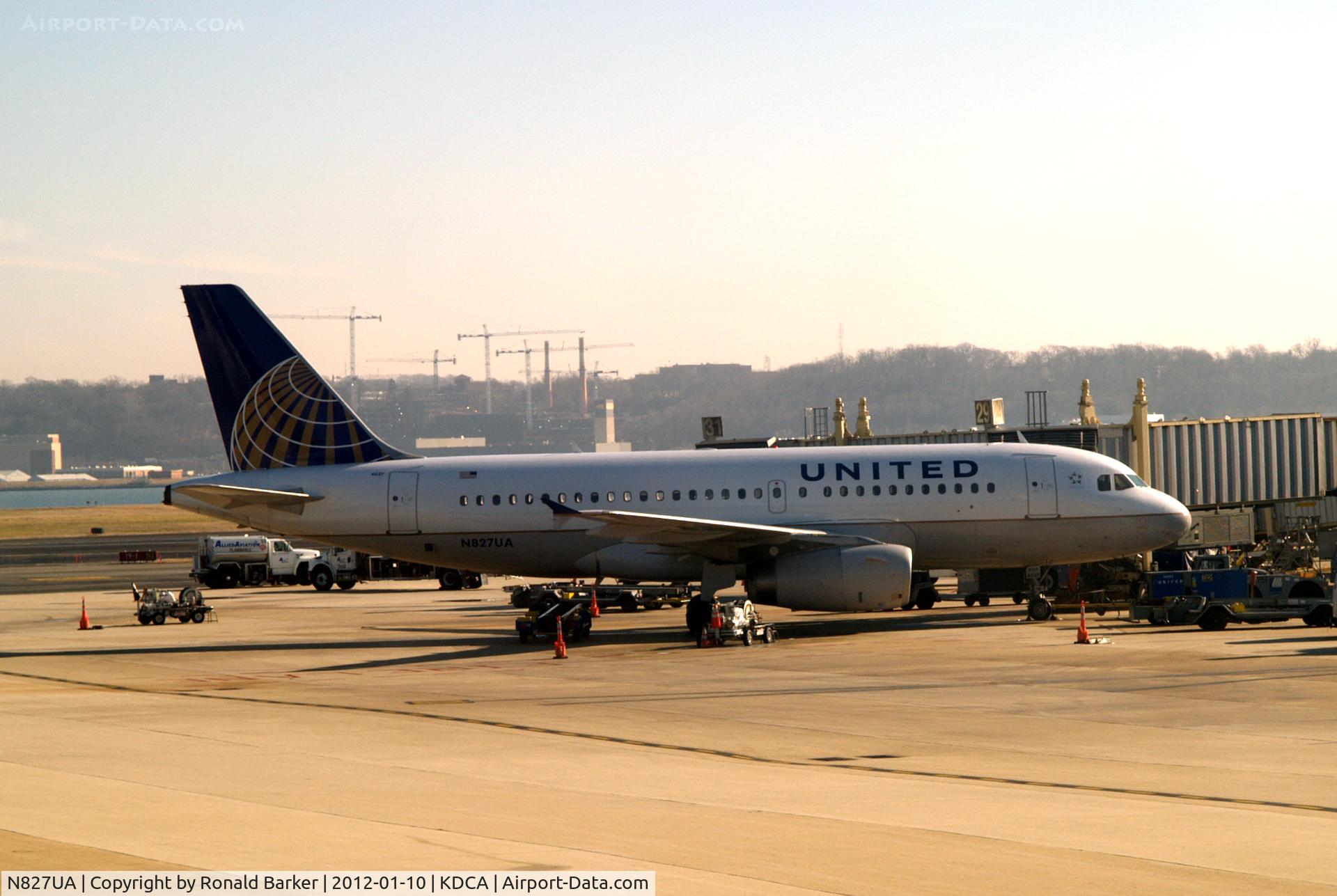 N827UA, 1999 Airbus A319-131 C/N 1022, DCA, VA