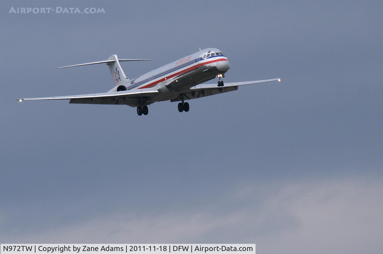 N972TW, 1999 McDonnell Douglas MD-83 (DC-9-83) C/N 53622, American Airlines at DFW Airport
