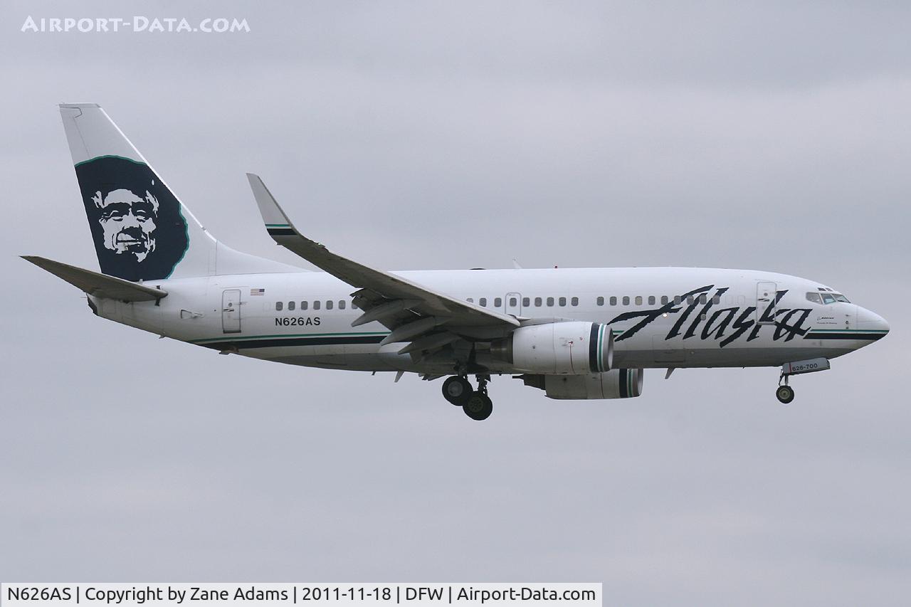 N626AS, 2001 Boeing 737-790 C/N 30793, Alaska Airlines at DFW Airport