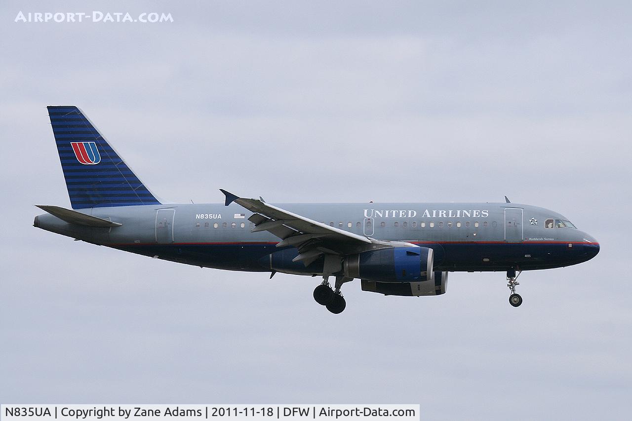 N835UA, 2001 Airbus A319-131 C/N 1426, United Airlines at DFW Airport