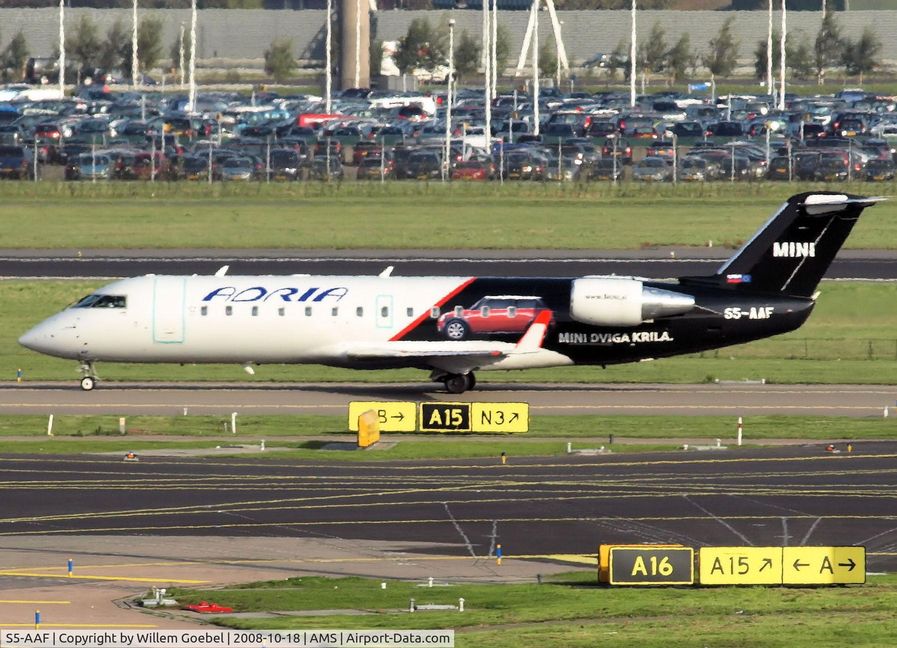 S5-AAF, 1998 Canadair CRJ-200LR (CL-600-2B19) C/N 7272, Taxi to runway L36 of Schiphol Airport