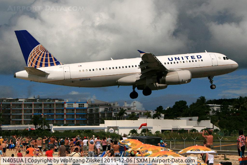 N405UA, 1993 Airbus A320-232 C/N 452, visitor