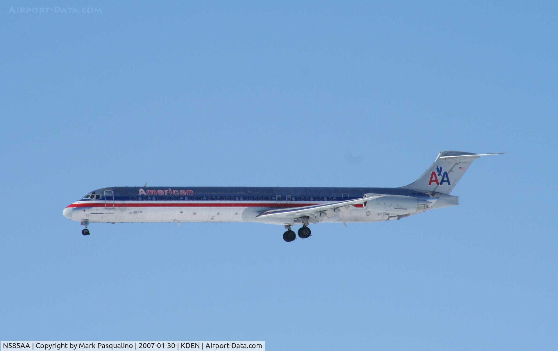 N585AA, 1991 McDonnell Douglas MD-82 (DC-9-82) C/N 53248, MD-82