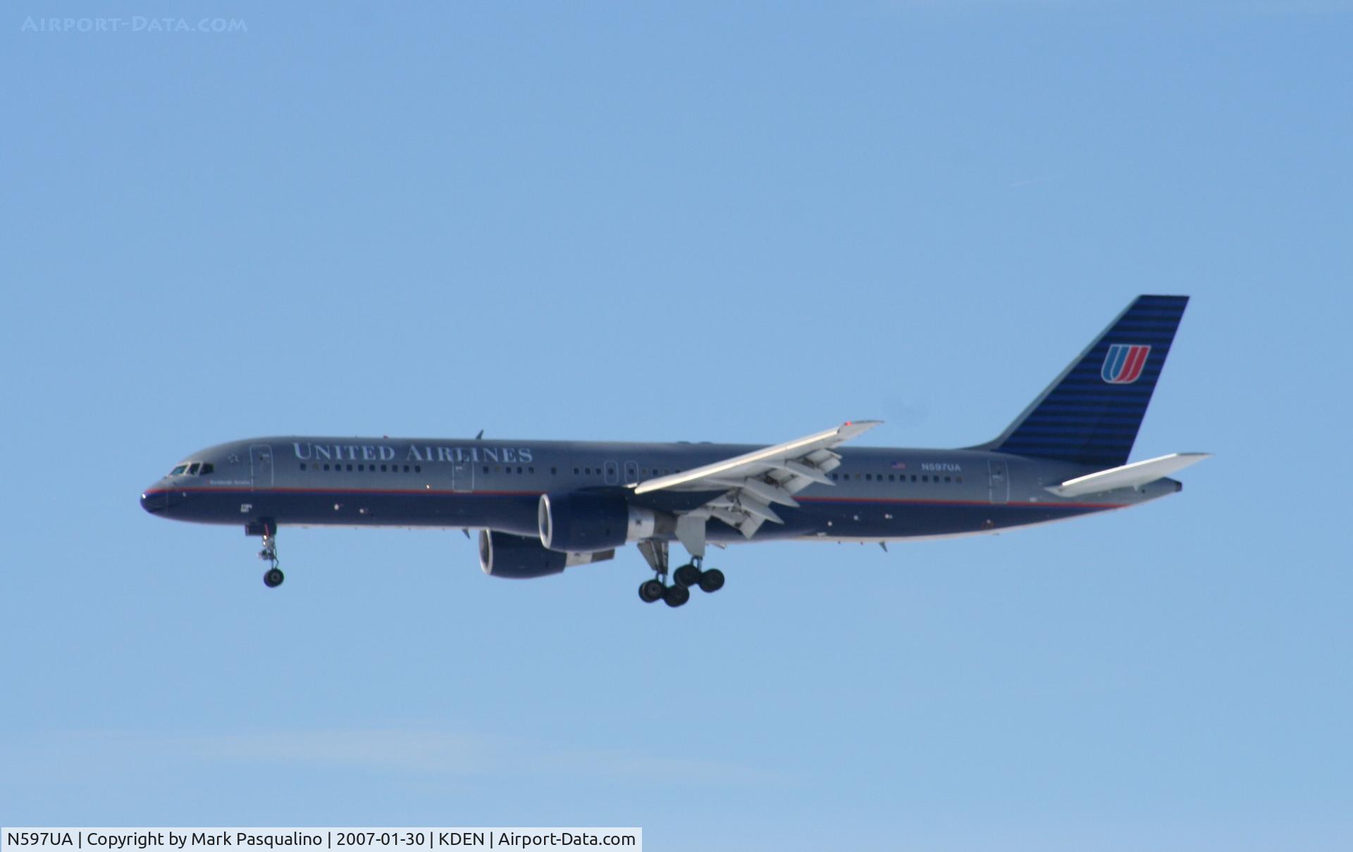 N597UA, 1998 Boeing 757-222 C/N 28750, Boeing 757-200