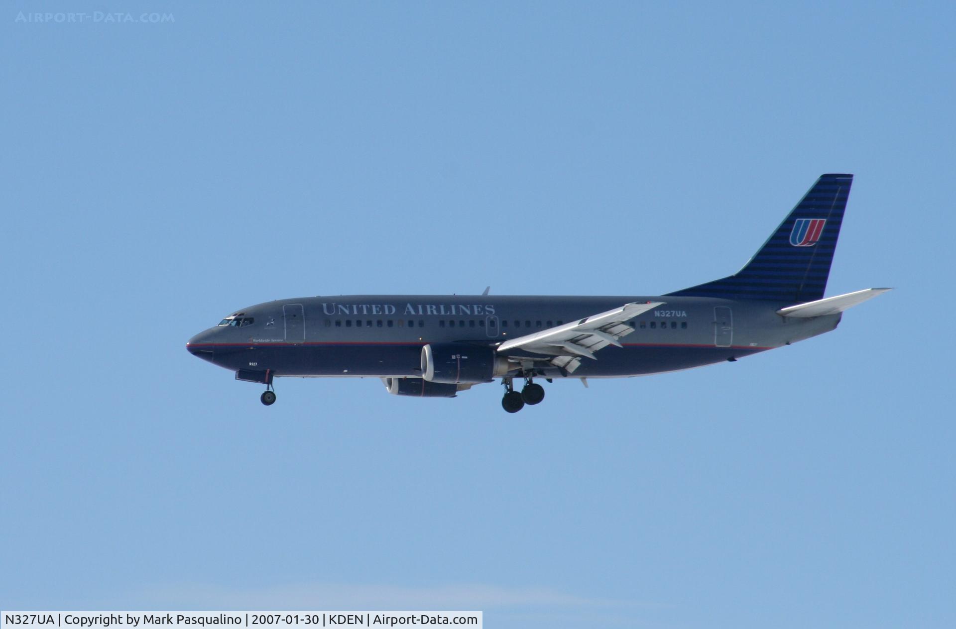 N327UA, 1988 Boeing 737-322 C/N 24147, Boeing 737-300