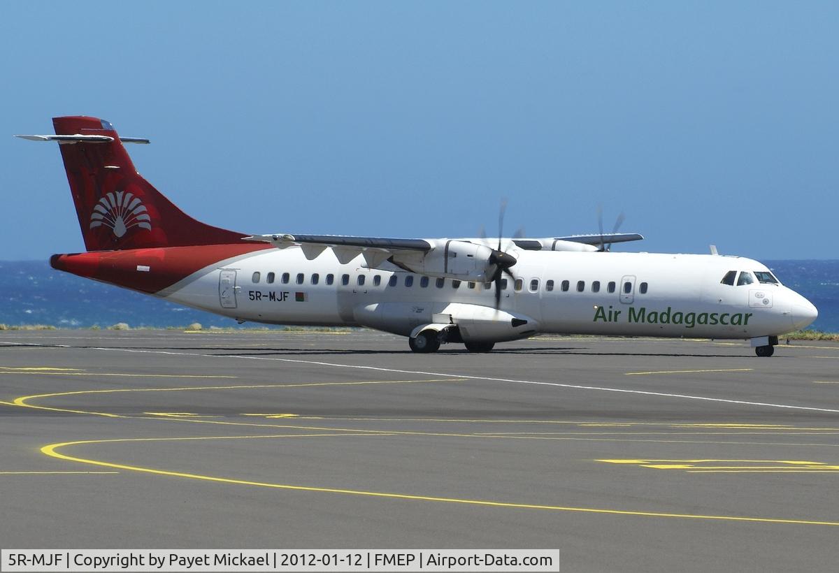 5R-MJF, 2002 ATR 72-212A C/N 698, Flight MD 182 from Antananarivo(TNR) and Plaisance(MRU)