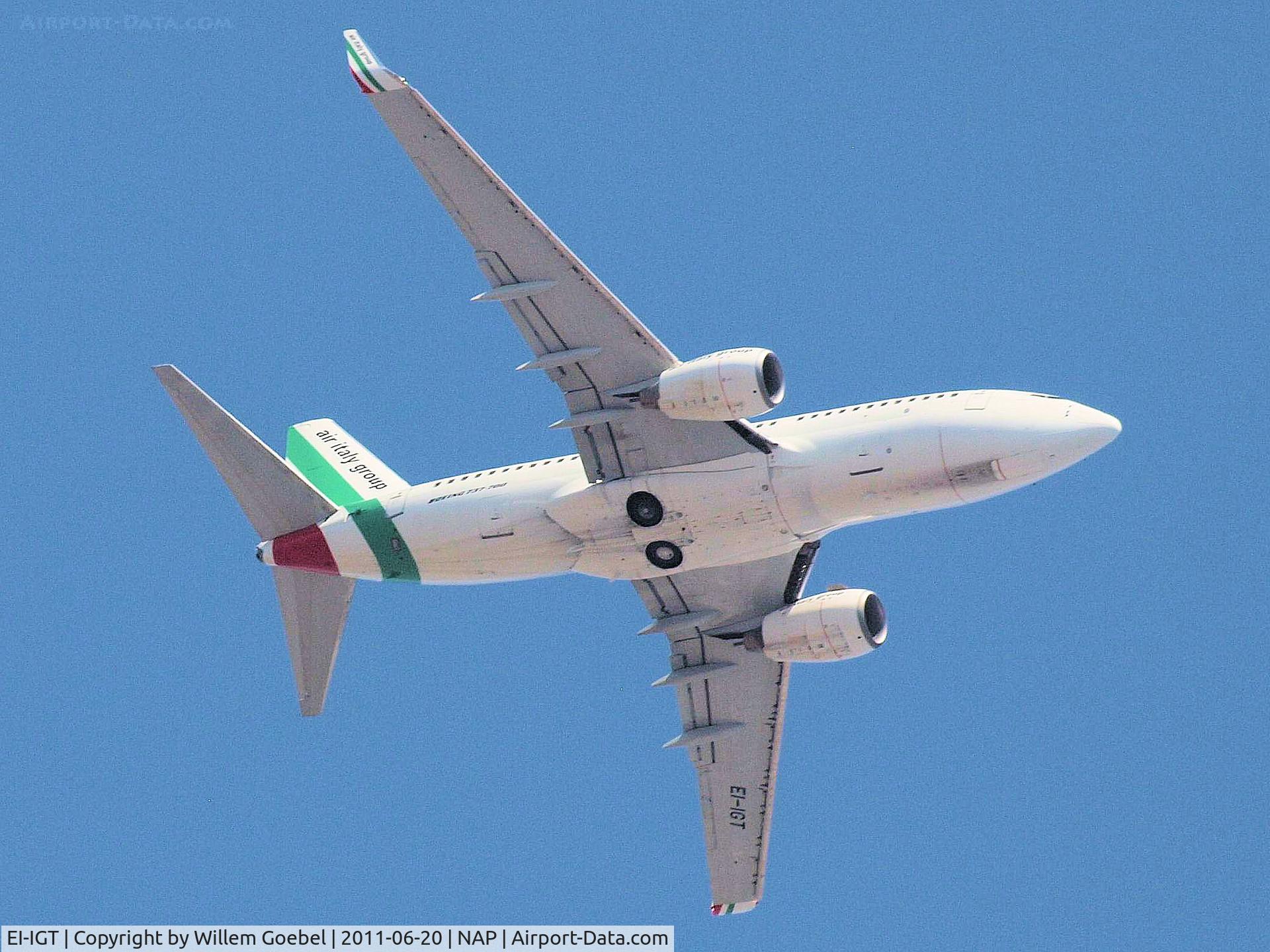 EI-IGT, 2003 Boeing 737-73V C/N 32421, Fly over Napels
