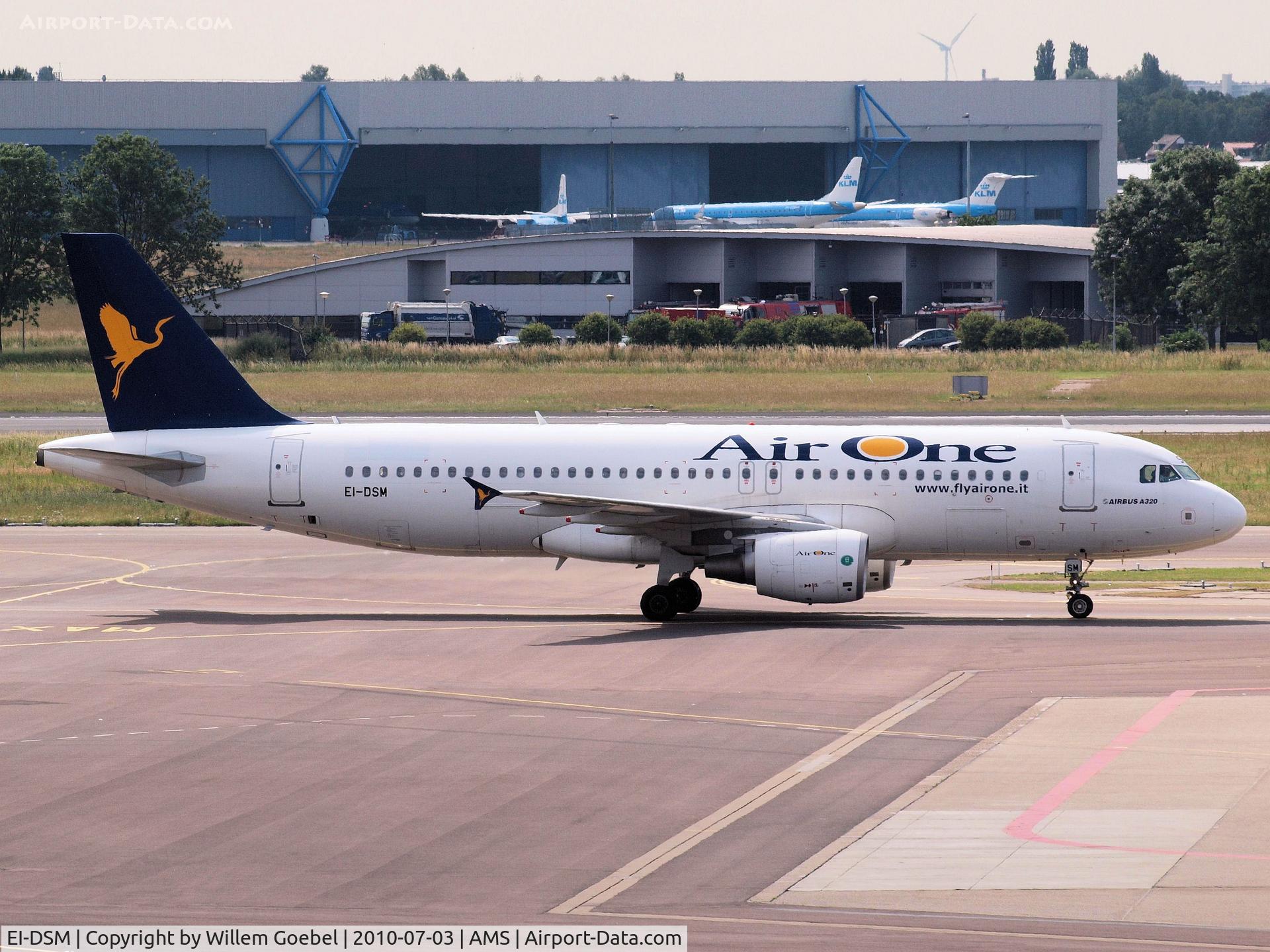 EI-DSM, 2007 Airbus A320-216 C/N 3362, Taxi to the gate of Amsterdam Airport