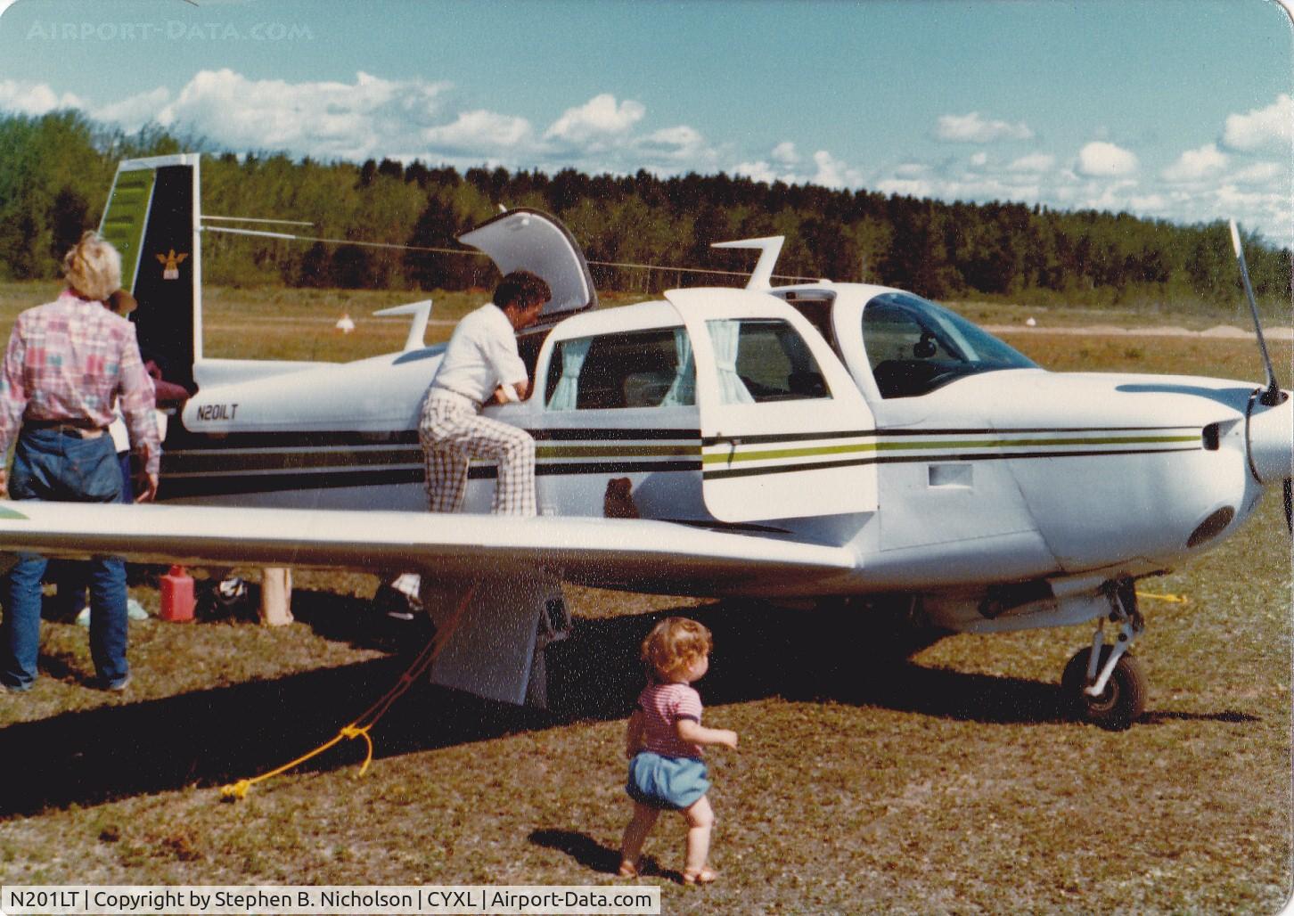 N201LT, 1978 Mooney M20J 201 C/N 24-0511, Thought to have been photographed in 1978