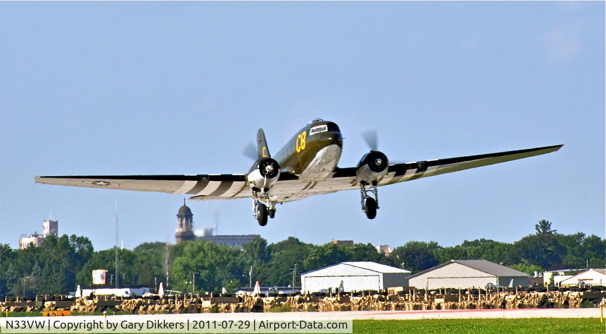 N33VW, 1943 Douglas DC3C-S1C3G (C-47A) C/N 20401, AirVenture 2011