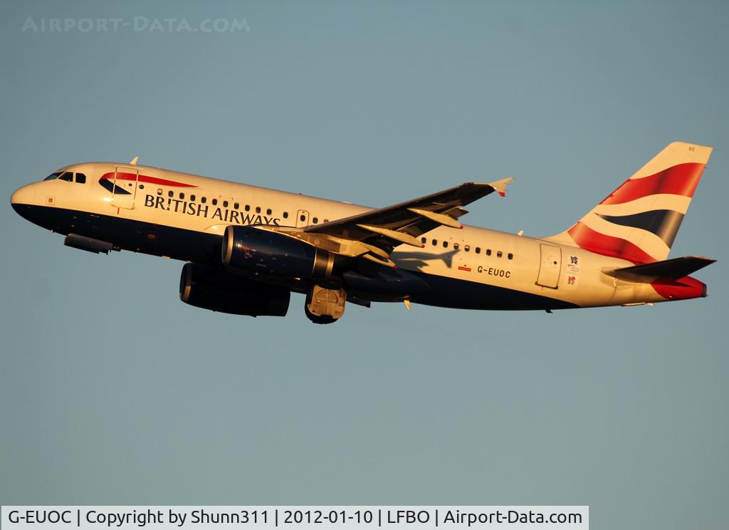 G-EUOC, 2001 Airbus A319-131 C/N 1537, Taking off with additional Olympic Game stickers...