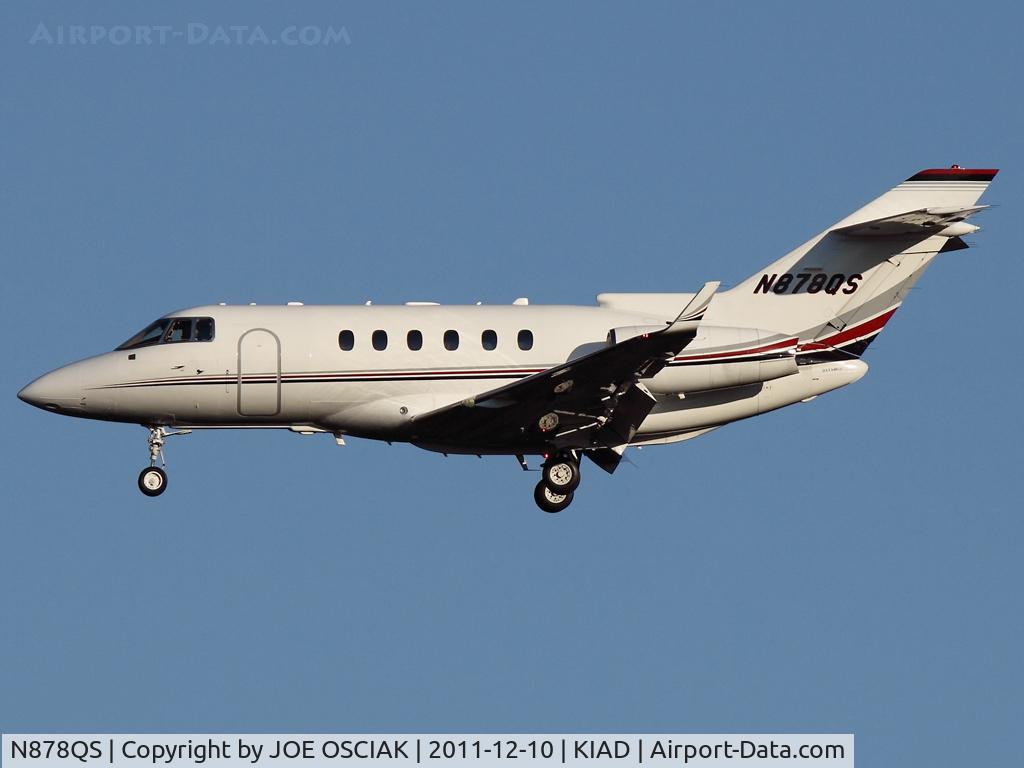 N878QS, 2008 Hawker Beechcraft Corp Hawker 900XP C/N HA-0054, Arriving at Dulles