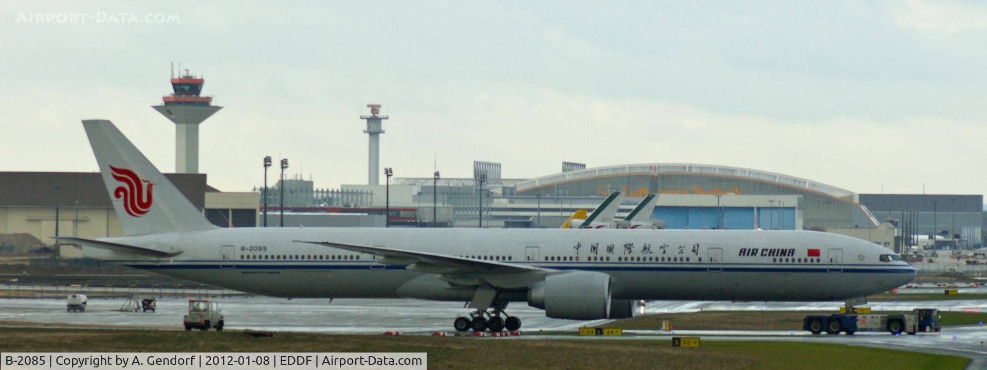 B-2085, 2011 Boeing 777-39L/ER C/N 38666, Air China, parked at Frankfurt Int´l (EDDF)