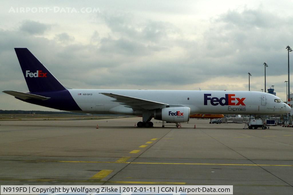 N919FD, 1990 Boeing 757-23A C/N 24636, visitor