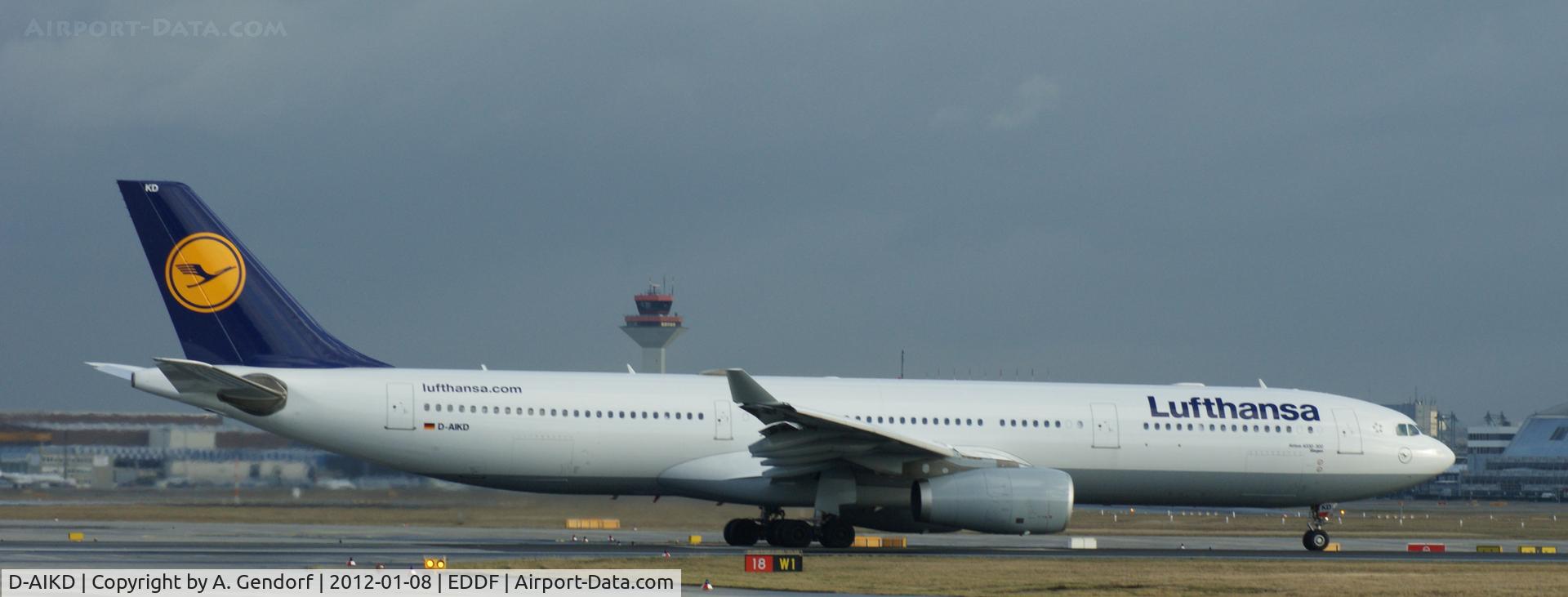D-AIKD, 2004 Airbus A330-343X C/N 629, Lufthansa, waiting on runway 18 for departure at Frankfurt Int´l (EDDF)