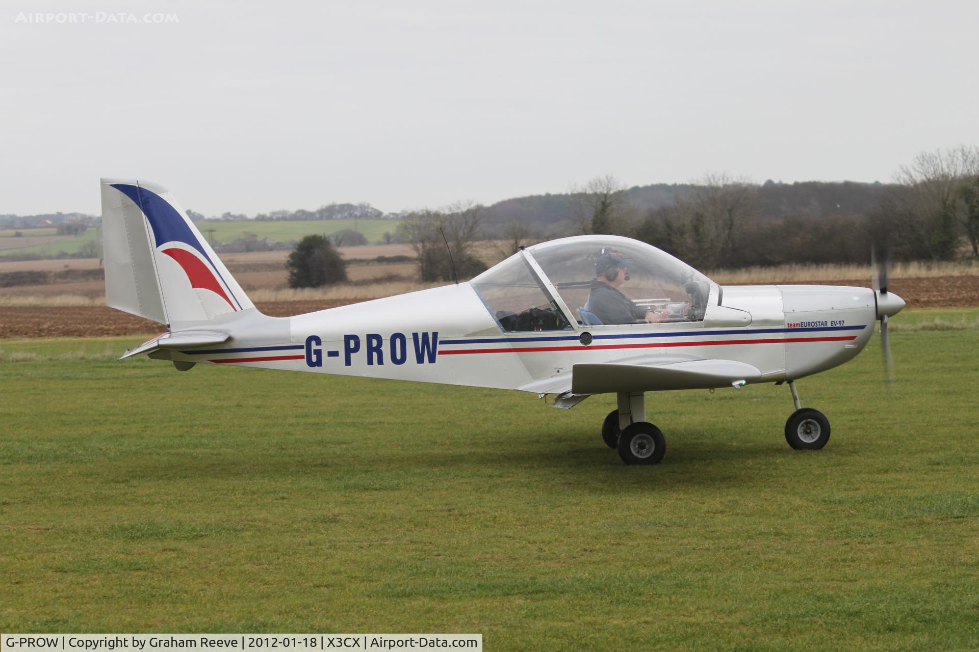 G-PROW, 2002 Aerotechnik EV-97 Eurostar C/N PFA 315-13968, Just landed at Northrepps.