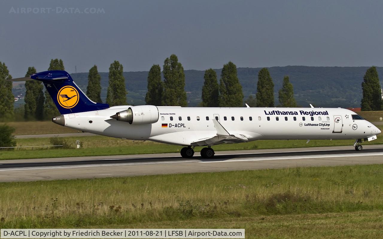 D-ACPL, 2002 Canadair CRJ-701ER (CL-600-2C10) Regional Jet C/N 10076, departure from Base