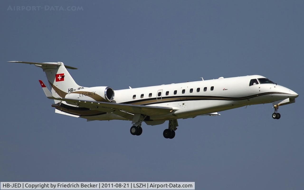 HB-JED, 2003 Embraer EMB-135BJ Legacy C/N 14500644, on final