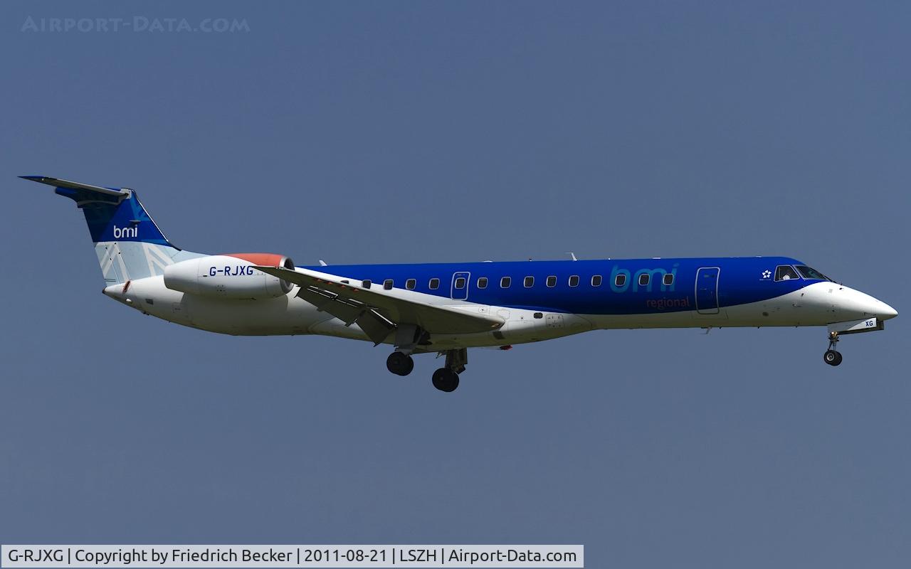 G-RJXG, 2001 Embraer EMB-145EP (ERJ-145EP) C/N 145390, on final