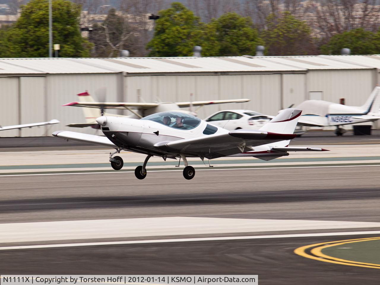 N1111X, 2008 CZAW SportCruiser C/N 08SC176, N1111X departing from RWY 21