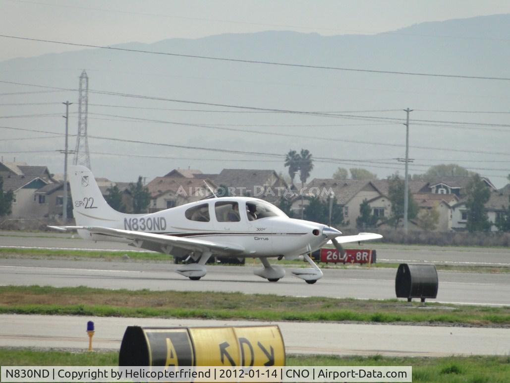 N830ND, 2002 Cirrus SR22 C/N 0276, Landed on runway 26R and slowing down for taxiway