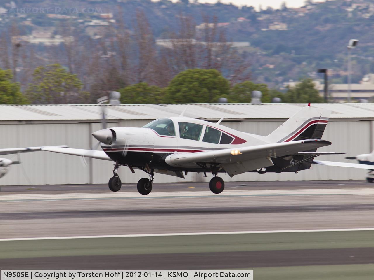 N9505E, 1975 Bellanca 17-31A Super Viking C/N 75-32-159, N9505E arriving on RWY 21