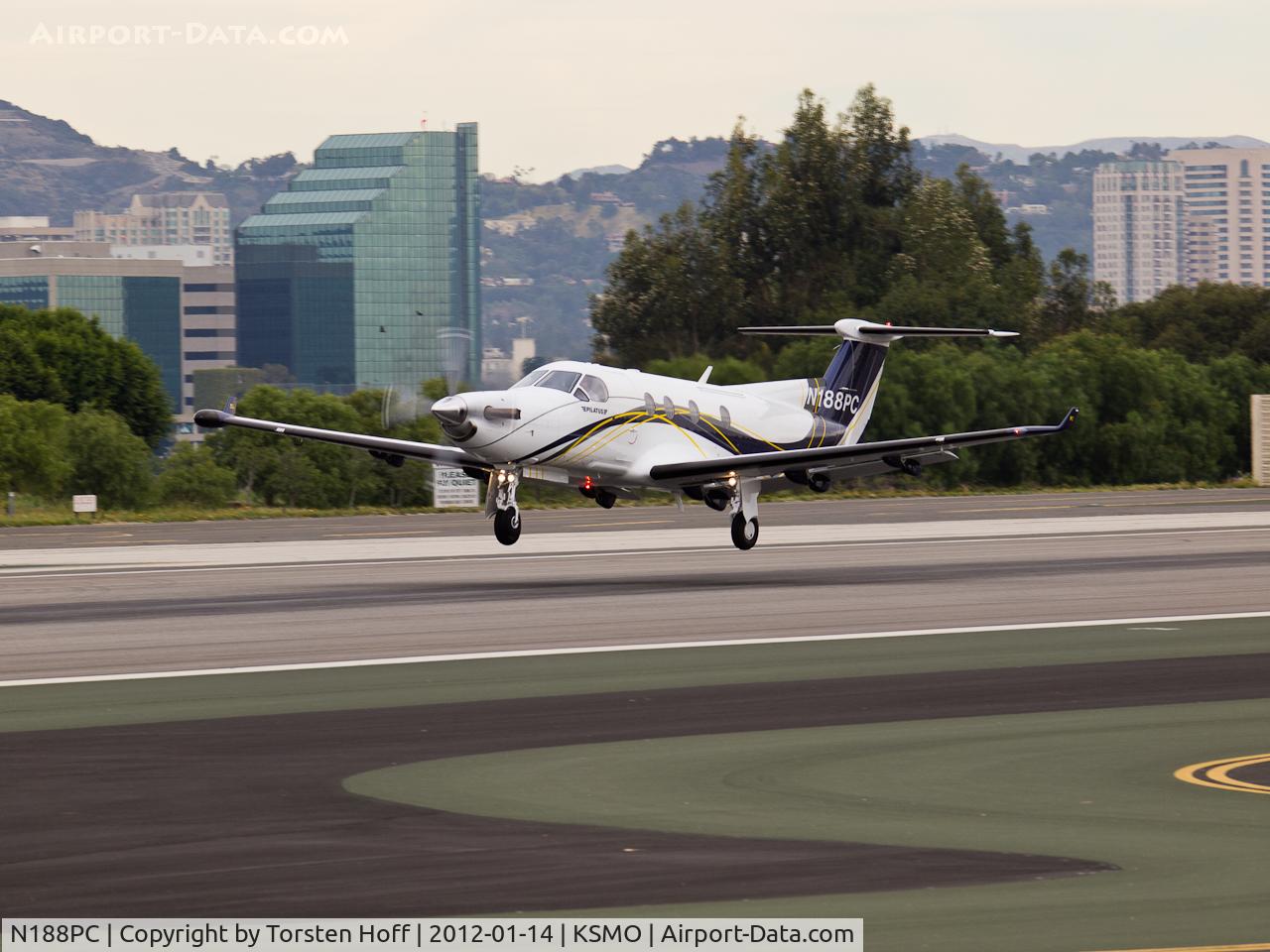 N188PC, 1997 Pilatus PC-12/45 C/N 188, N188PC arriving on RWY 21