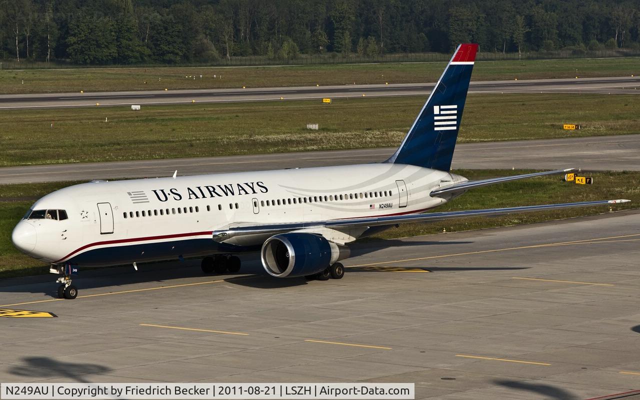 N249AU, 1987 Boeing 767-201 C/N 23901, taxying to the gate