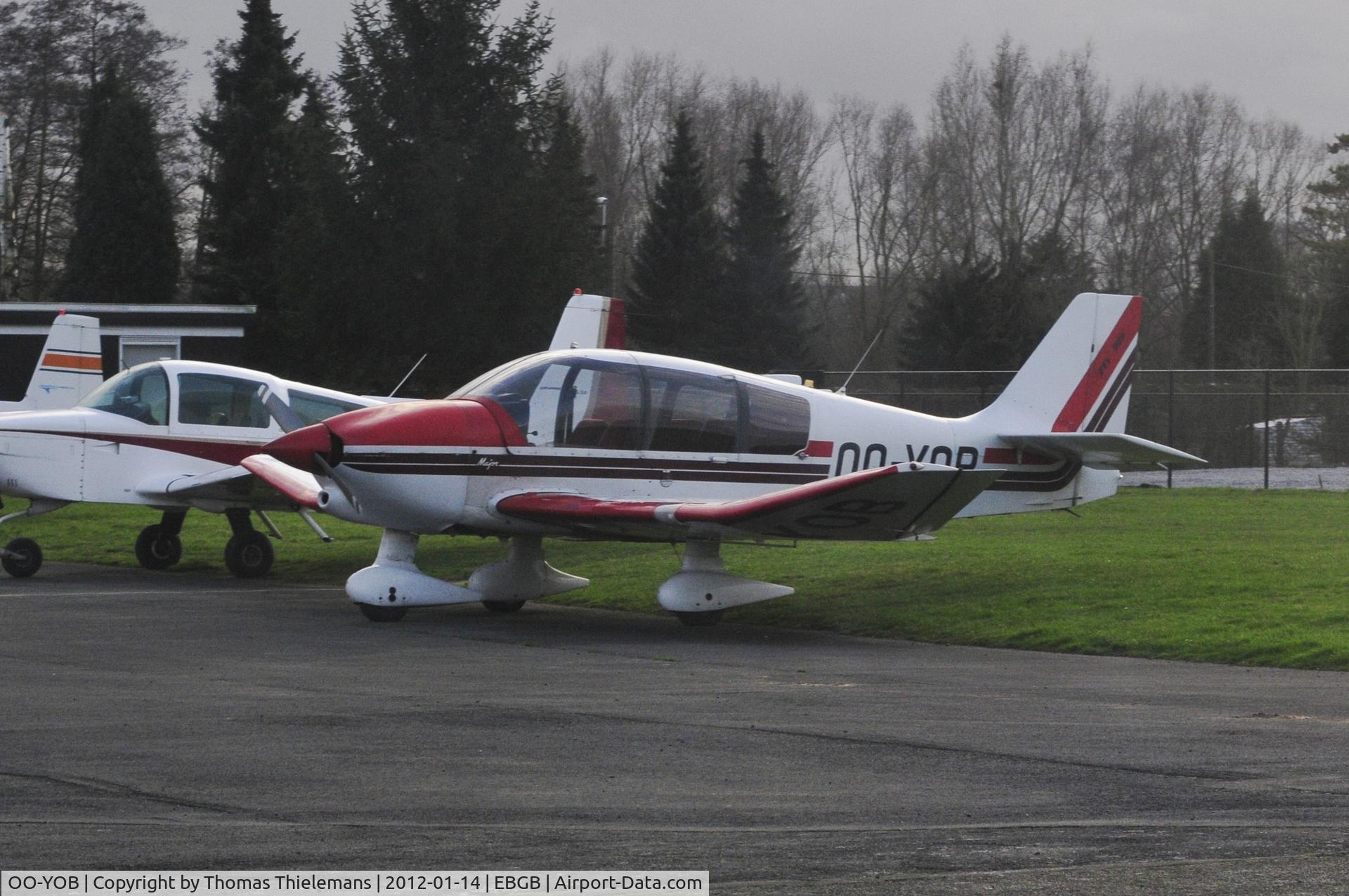 OO-YOB, 1989 Robin DR-400-160 Chevalier C/N 1943, /
