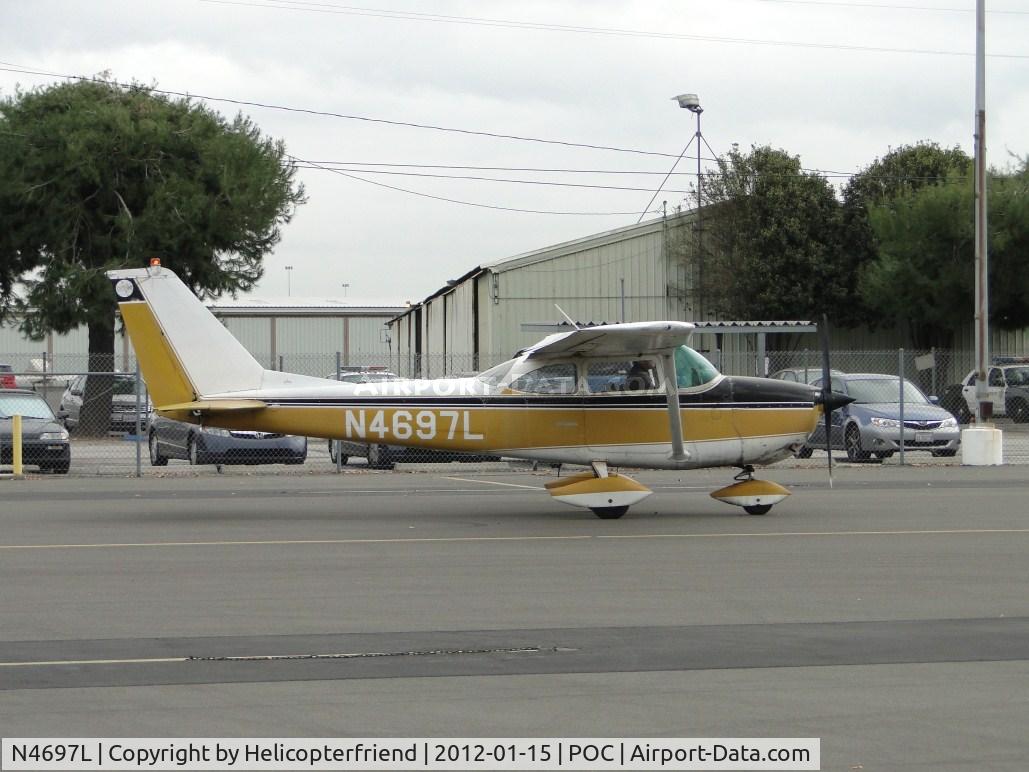 N4697L, 1966 Cessna 172G C/N 17254692, Taxiing into the transient parking area to be dispalyed
