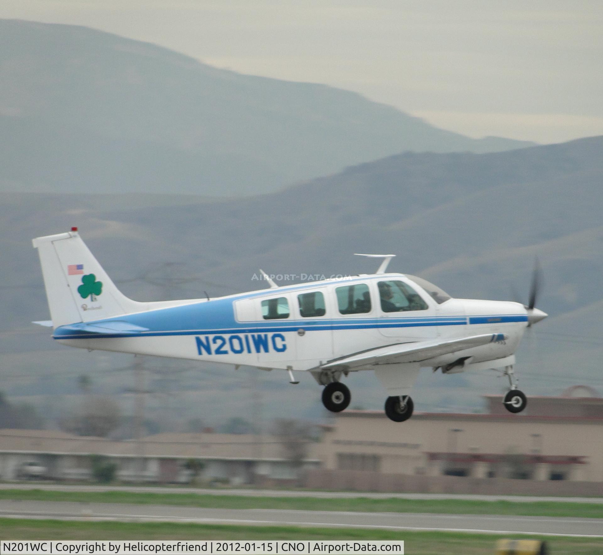 N201WC, 1969 Beech A36 Bonanza 36 C/N E-191, Lifting off from runway 26R
