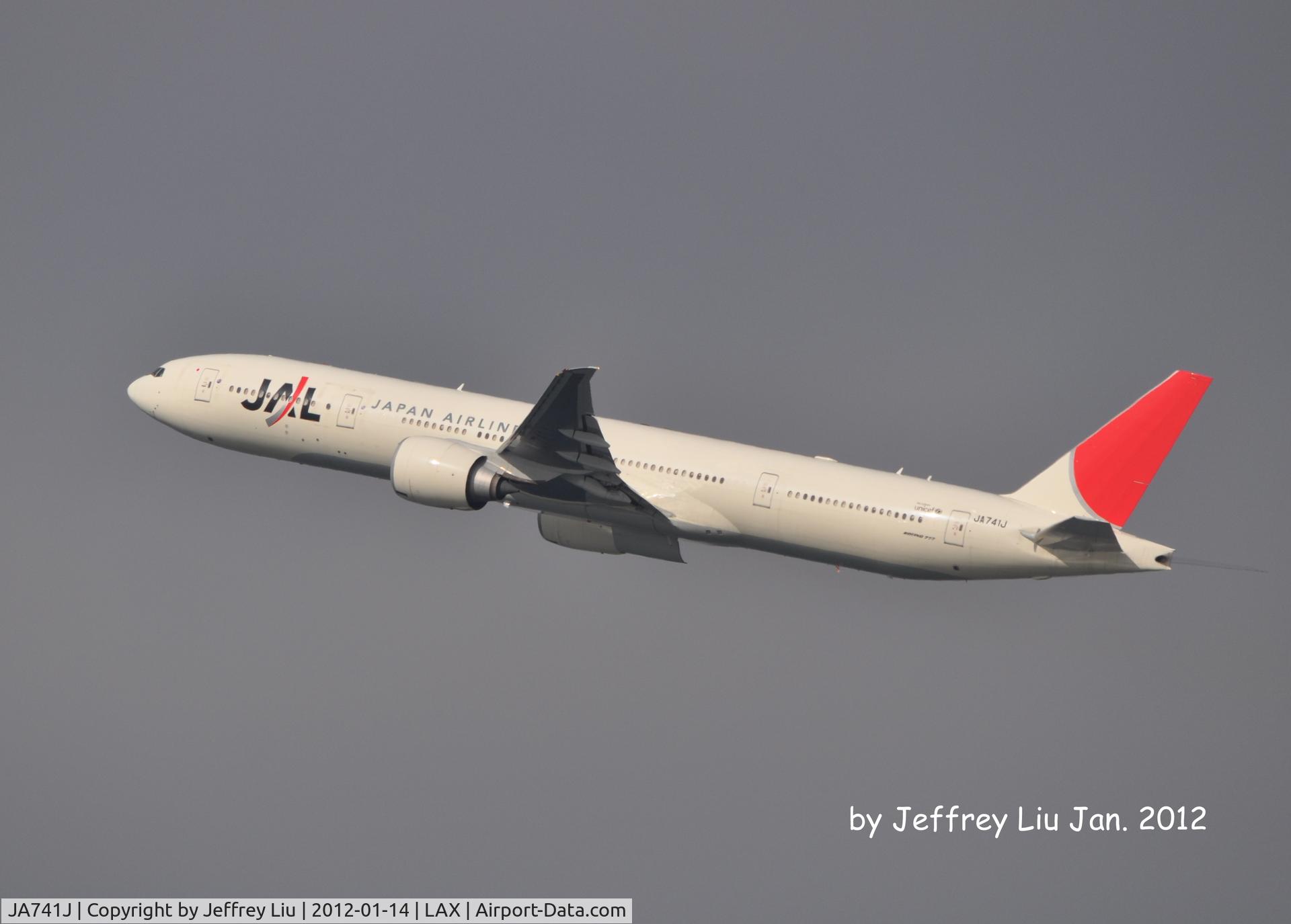 JA741J, 2009 Boeing 777-346/ER C/N 36128, Takeoff from LAX