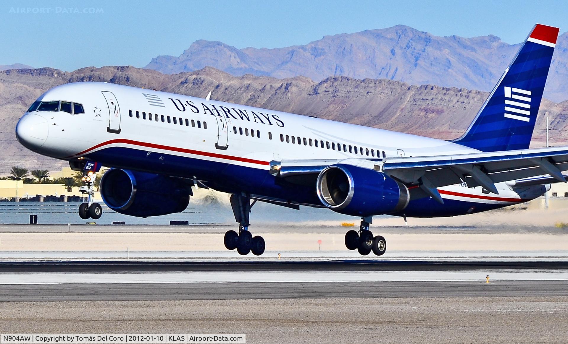 N904AW, 1986 Boeing 757-2S7 C/N 23566, N904AW US Airways 1986 Boeing 757-2S7 (cn 23566/96)

- Las Vegas - McCarran International (LAS / KLAS)
USA - Nevada, January 10, 2012
Photo: Tomás Del Coro