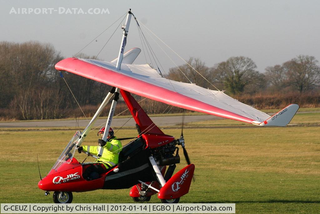 G-CEUZ, 2007 P&M Aviation Quik GT450 C/N 8321, at the Icicle 2012 fly in