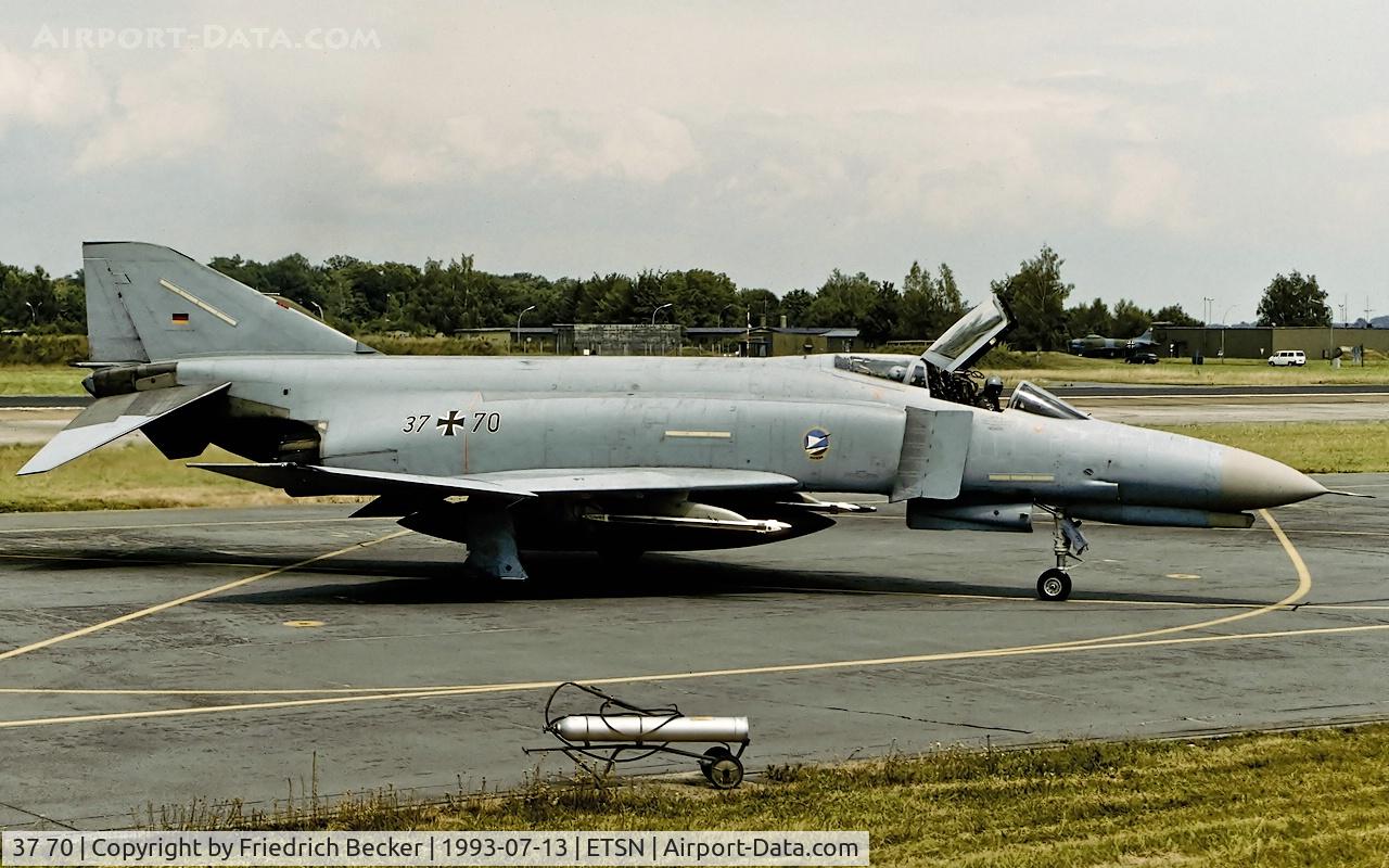 37 70, 1973 McDonnell Douglas F-4F Phantom II C/N 4518, last chance inspection