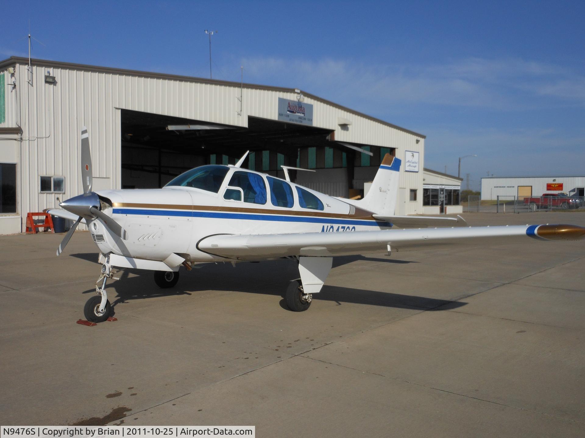 N9476S, 1966 Beech 35-C33A Debonair C/N CE-4, Beautiful Beech C33A