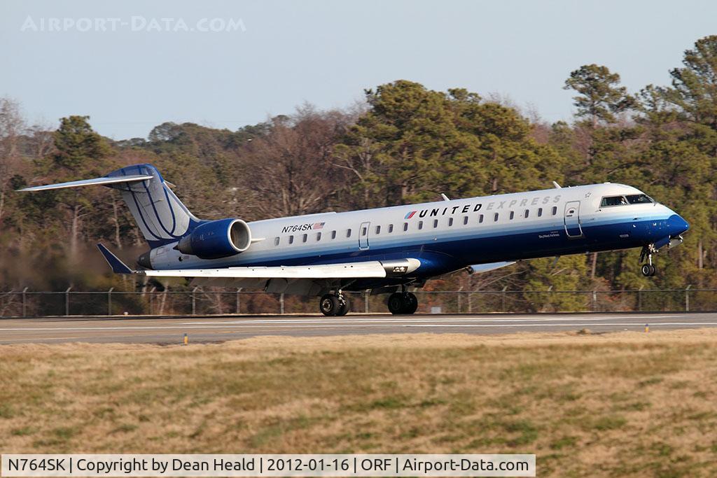 N764SK, 2005 Canadair CRJ-700 (CL-600-2C10) Regional Jet C/N 10229, United Express (SkyWest Airlines) N764SK (FLT SKW5382) from Washington Dulles Intl (KIAD) landing RWY 23.