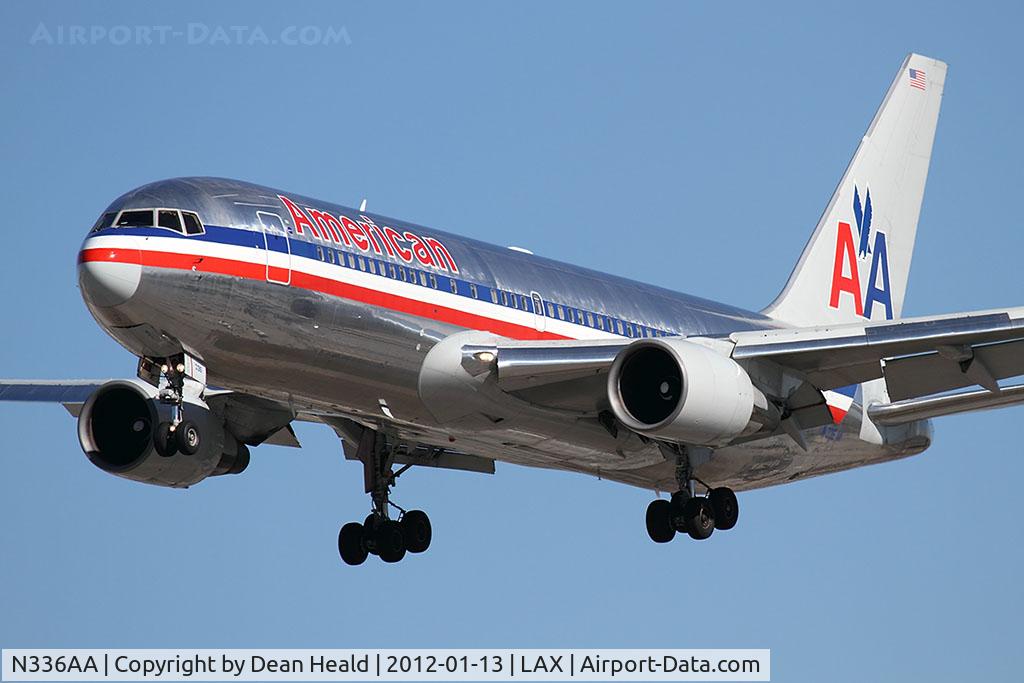 N336AA, 1987 Boeing 767-223 C/N 22334, American Airlines N336A (FLT AAL19) from John F Kennedy Int'l (KJFK) on short final to RWY 25L.