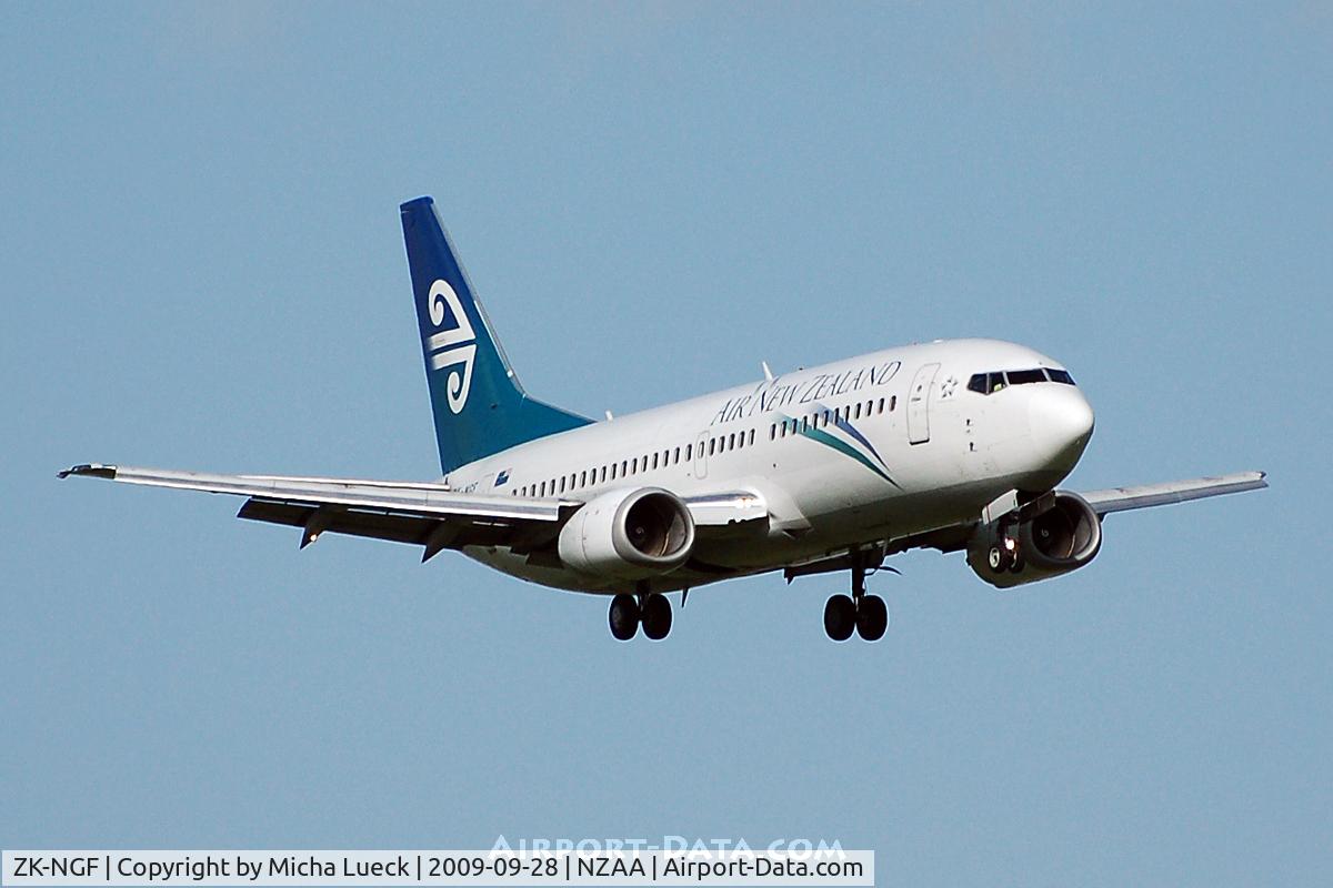 ZK-NGF, 1998 Boeing 737-3U3 C/N 28734, At Auckland