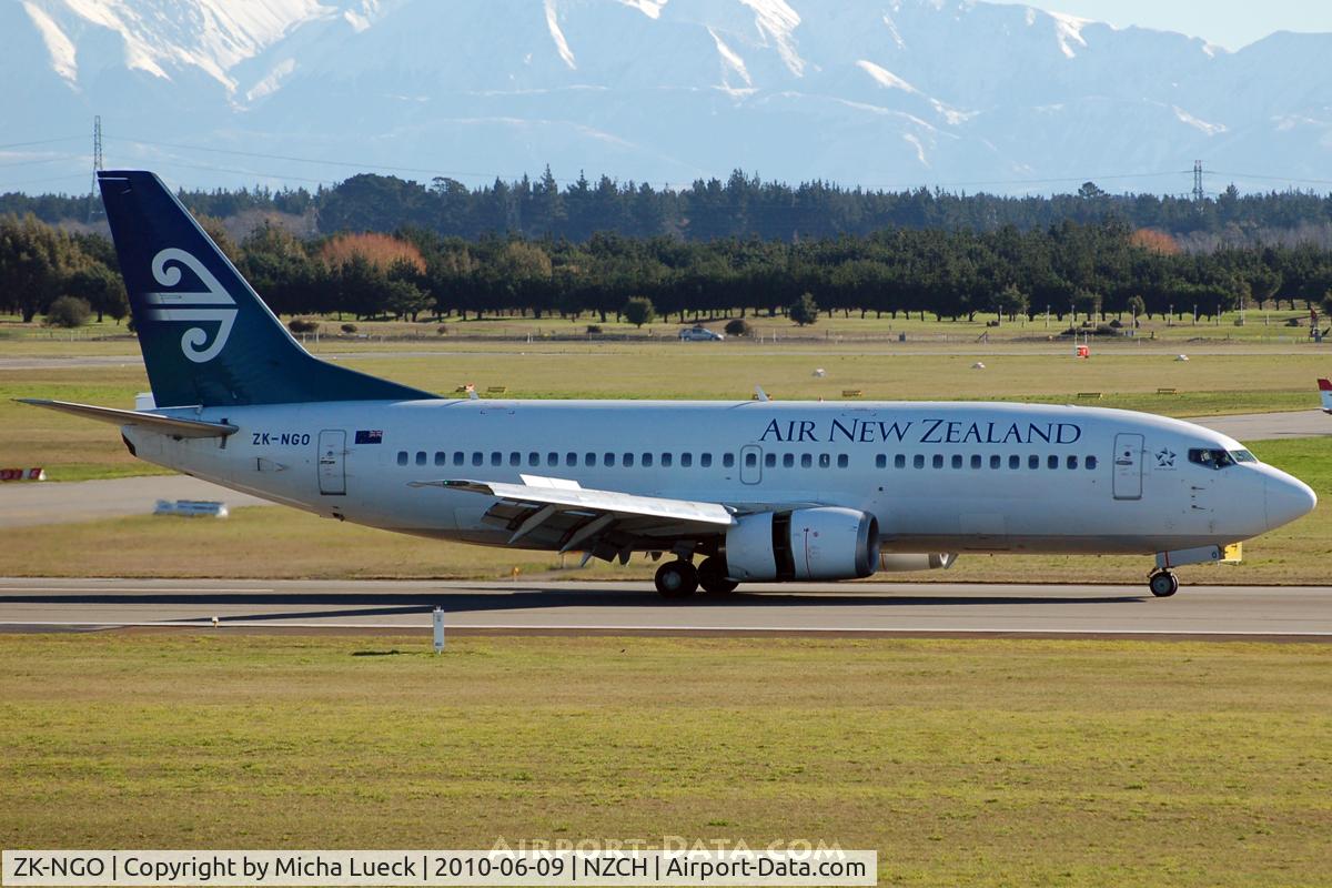 ZK-NGO, 1997 Boeing 737-37Q C/N 28548, Just touched down in Christchurch