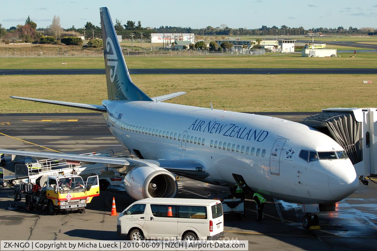 ZK-NGO, 1997 Boeing 737-37Q C/N 28548, At Christchurch