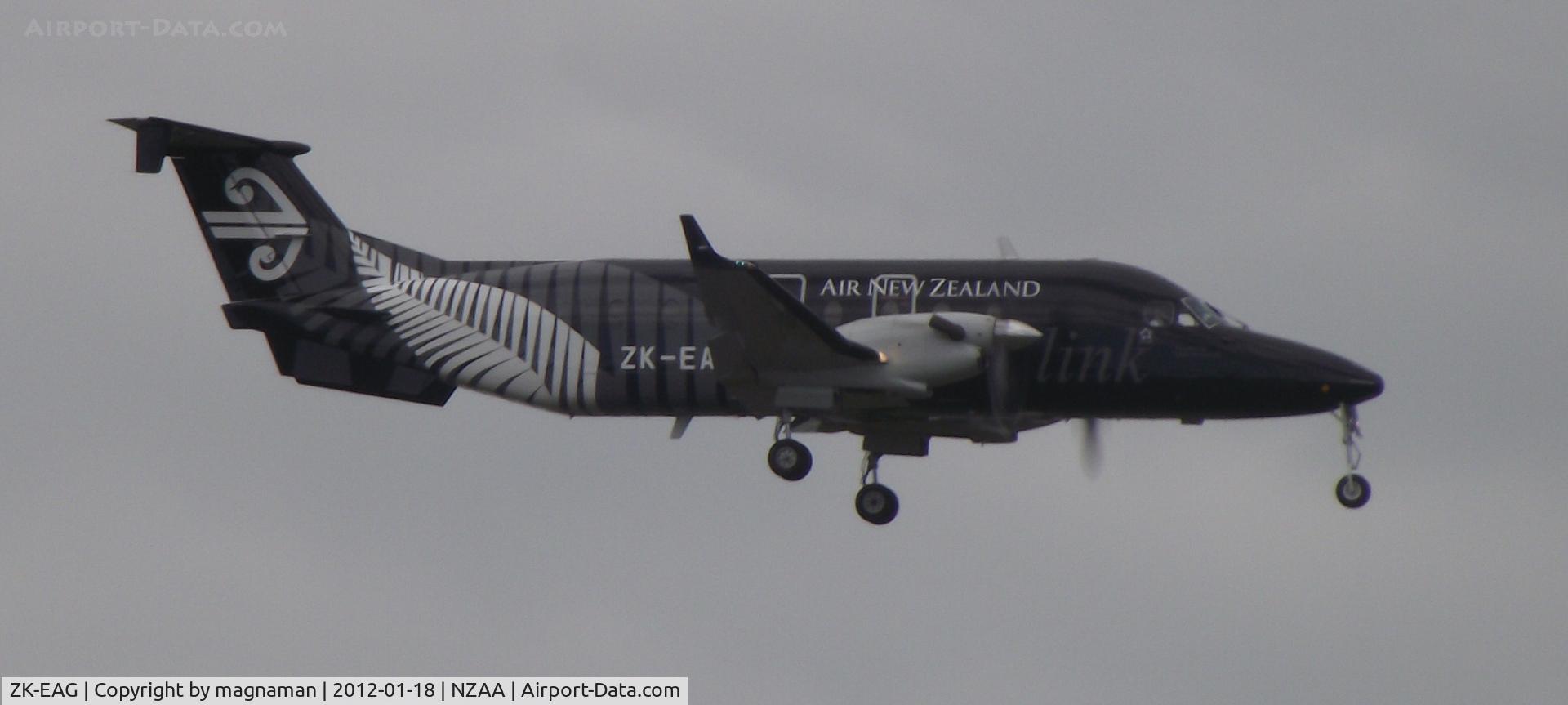 ZK-EAG, 2002 Raytheon Aircraft Company 1900D C/N UE-430, Nice new paint job for ZK-EAG - the first B1900 of ANZ to have such a scheme.